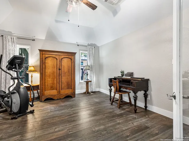 $640,000 | 834 Candlewood Circle, New Braunfels, TX 78130