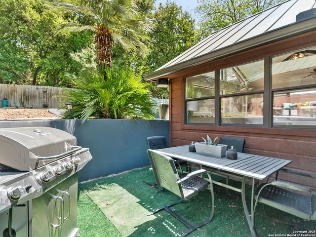 $640,000 | 834 Candlewood Circle, New Braunfels, TX 78130