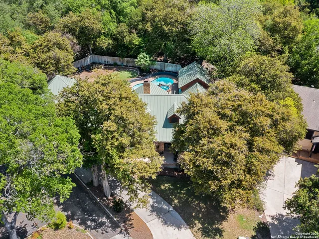 $640,000 | 834 Candlewood Circle, New Braunfels, TX 78130