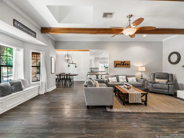 $640,000 | 834 Candlewood Circle, New Braunfels, TX 78130