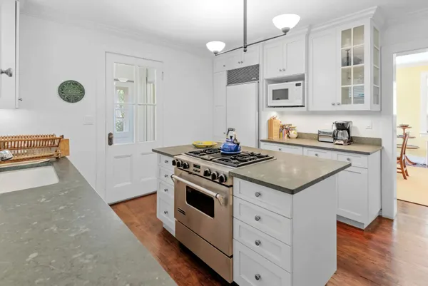 $28,000 | 58 Layton Avenue, Southampton, NY 11968