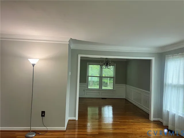 a bathroom with a sink and toilet