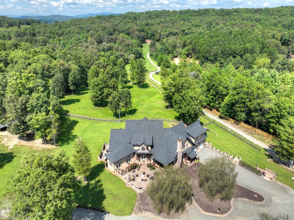 280 Star Creek Crossing Morganton, GA 30560 - Photo 13 of 100