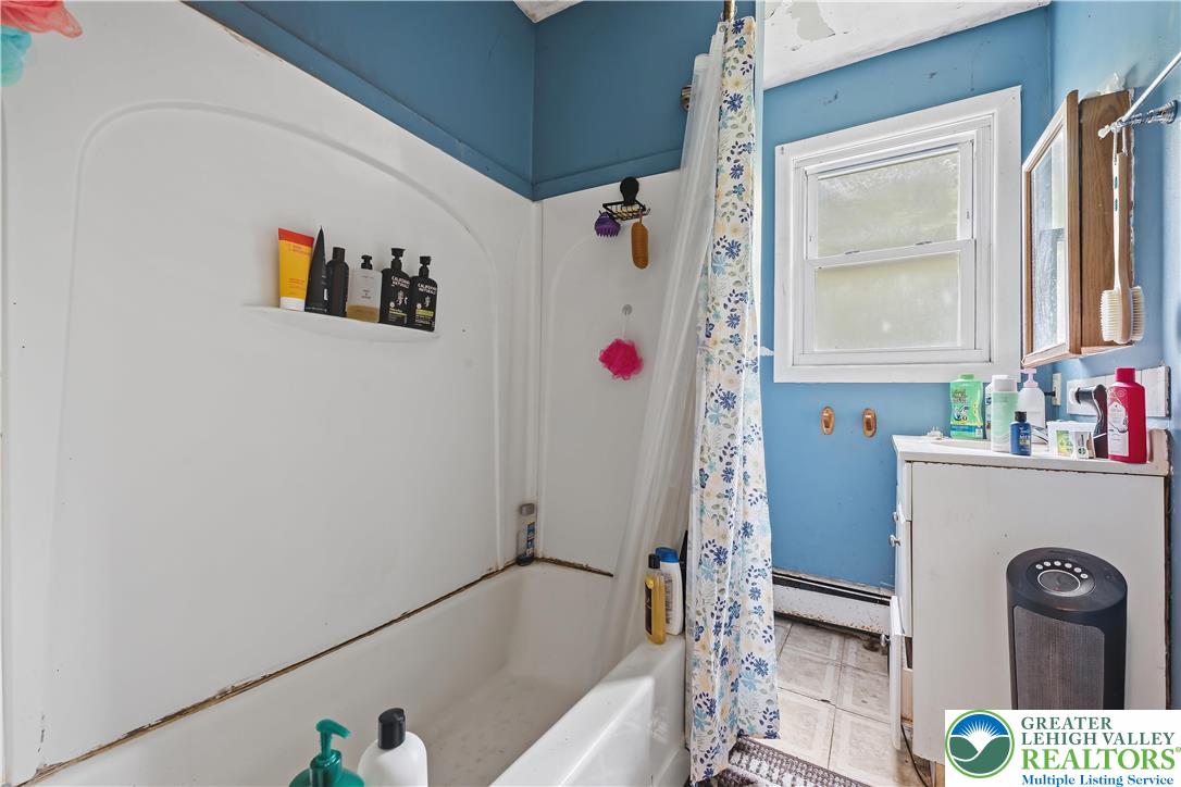 618 Slateford Road Mount Bethel, PA 18343 - Photo 28 of 38