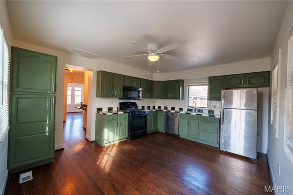 $1,900 | 324 Eldridge Avenue, Rock Hill, MO 63119
