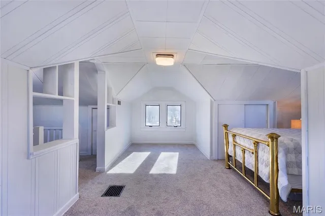 $2,000 | 324 Eldridge Avenue, Rock Hill, MO 63119