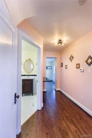 $2,000 | 324 Eldridge Avenue, Rock Hill, MO 63119