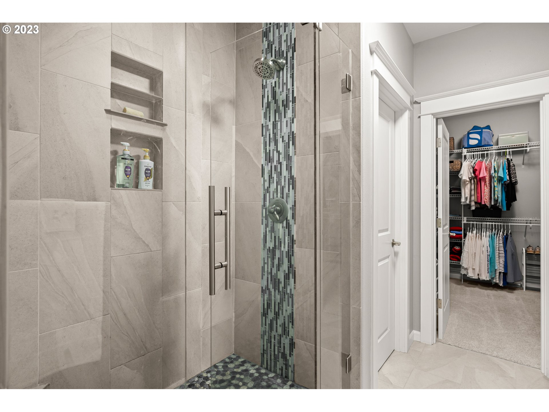 2723 Northeast 159th Circle Ridgefield, WA 98642 - Photo 23 of 42 Bathroom