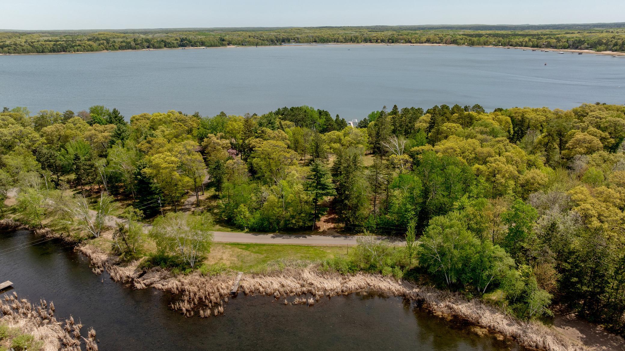 29246 Huxtable Point Road Merrifield, MN 56465 - Photo 8 of 43