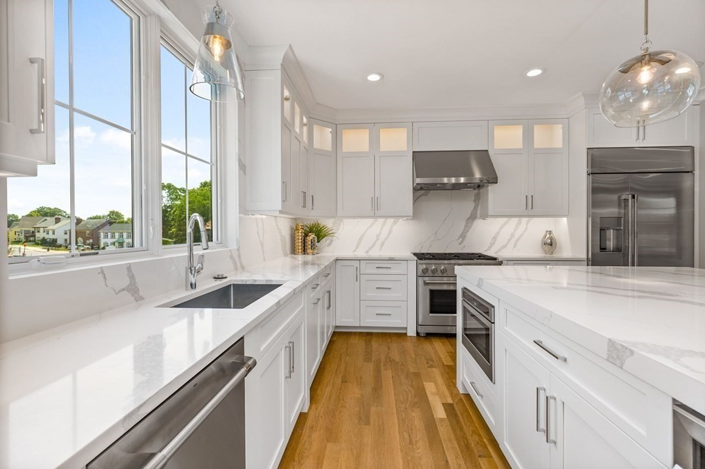 5 Cefalo Road Boston, MA 02132 - Photo 3 of 41 Gallery Image 3