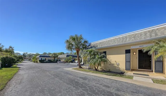 $159,900 | 2425 Aspinwall Street, Unit 2425, Sarasota, FL 34237