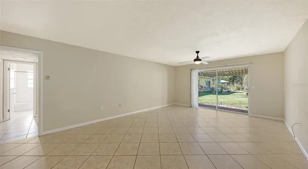 $149,900 | 2425 Aspinwall Street, Unit 2425, Sarasota, FL 34237
