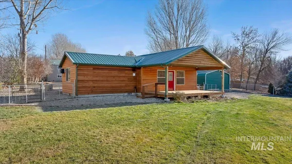 $855,000 | 2909 South 1110th Street East, Hagerman, ID 83332