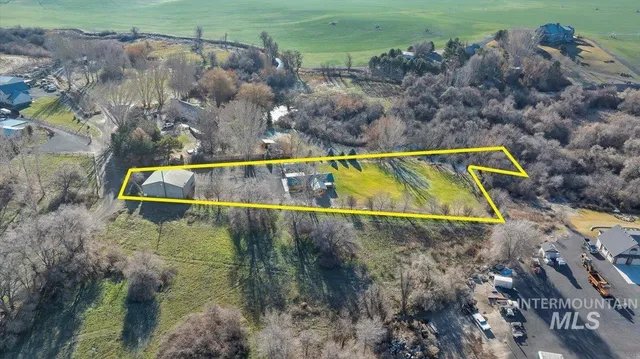 $855,000 | 2909 South 1110th Street East, Hagerman, ID 83332