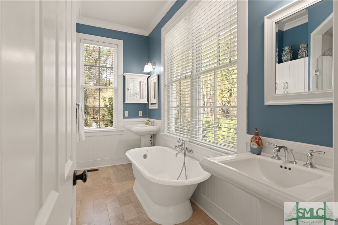 1165 Oak Bluff Road Southeast Darien, GA 31305 - Photo 19 of 50