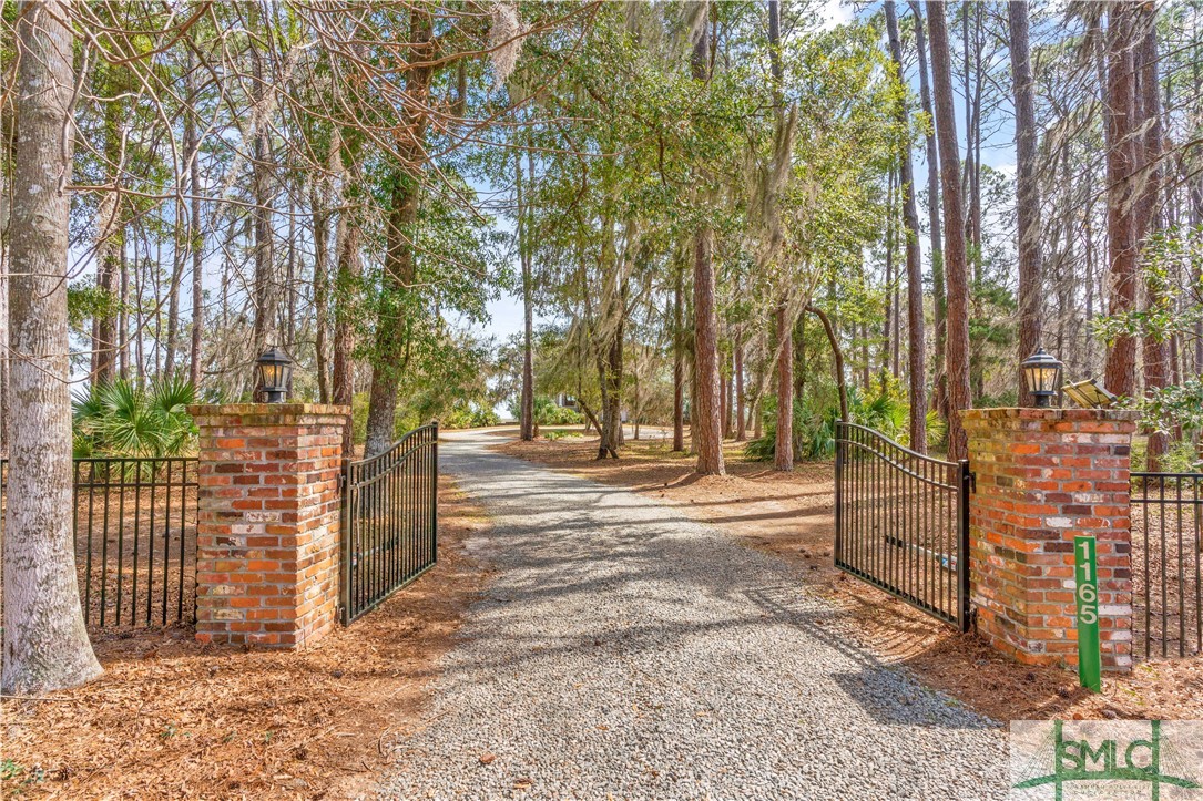 1165 Oak Bluff Road Southeast Darien, GA 31305 - Photo 8 of 50