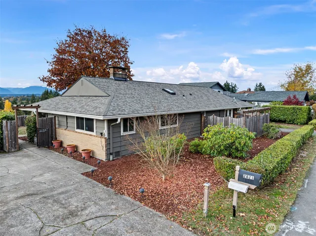 $525,000 | 2821 Sanders Avenue, Bremerton, WA 98310