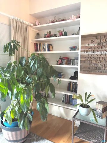 $268,000 | 92 Mallard Drive, Avon, CT 06001