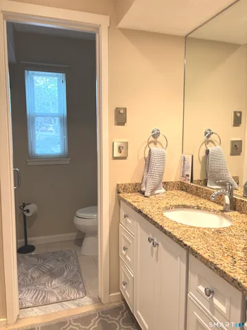 $268,000 | 92 Mallard Drive, Avon, CT 06001