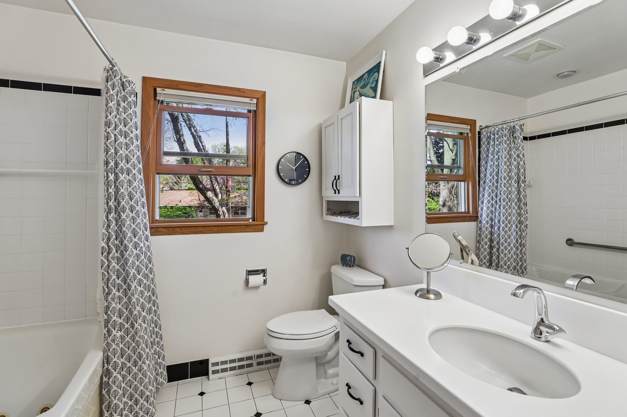 5522 Barton Road Madison, WI 53711 - Photo 21 of 40