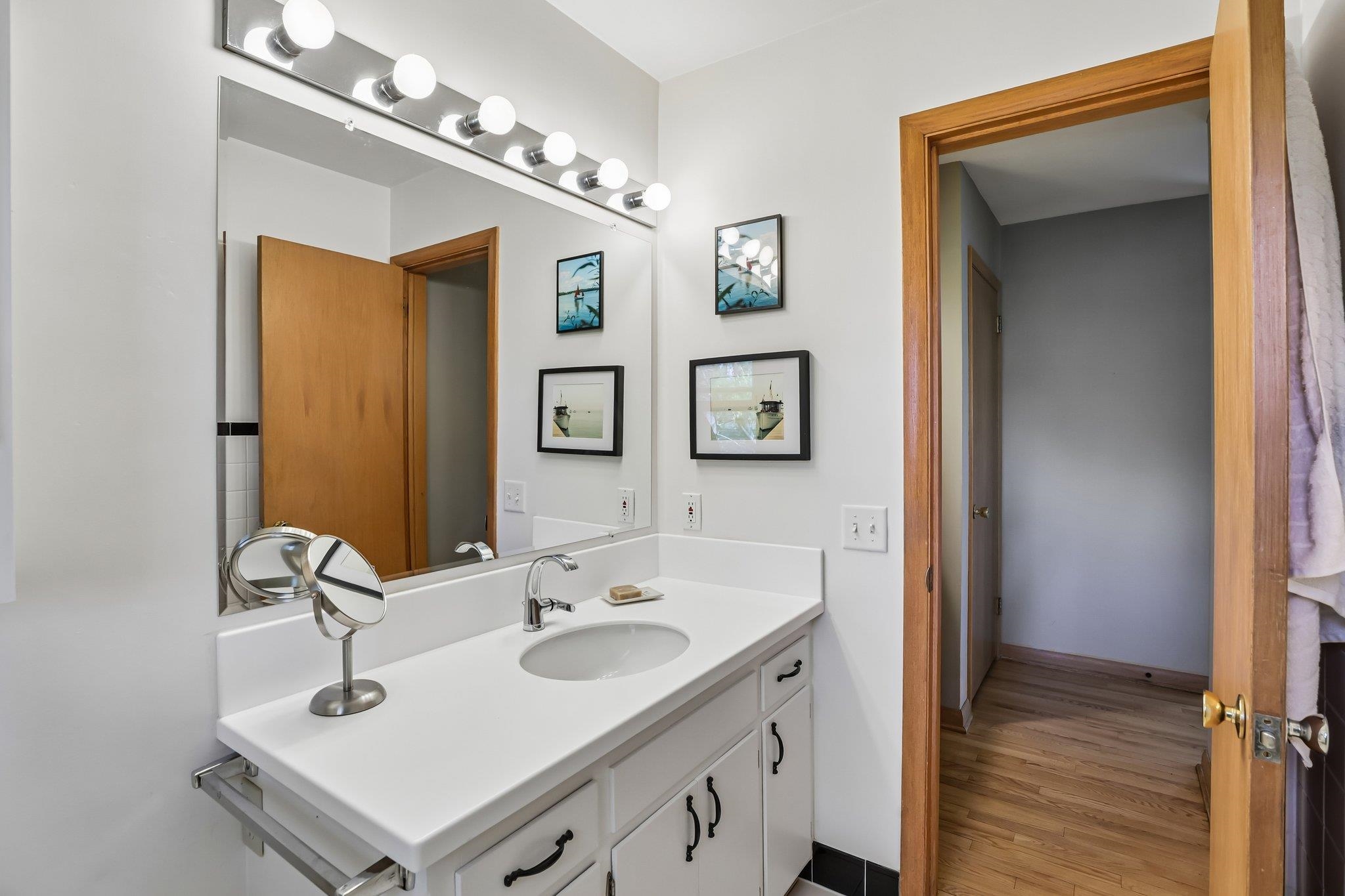 5522 Barton Road Madison, WI 53711 - Photo 22 of 40