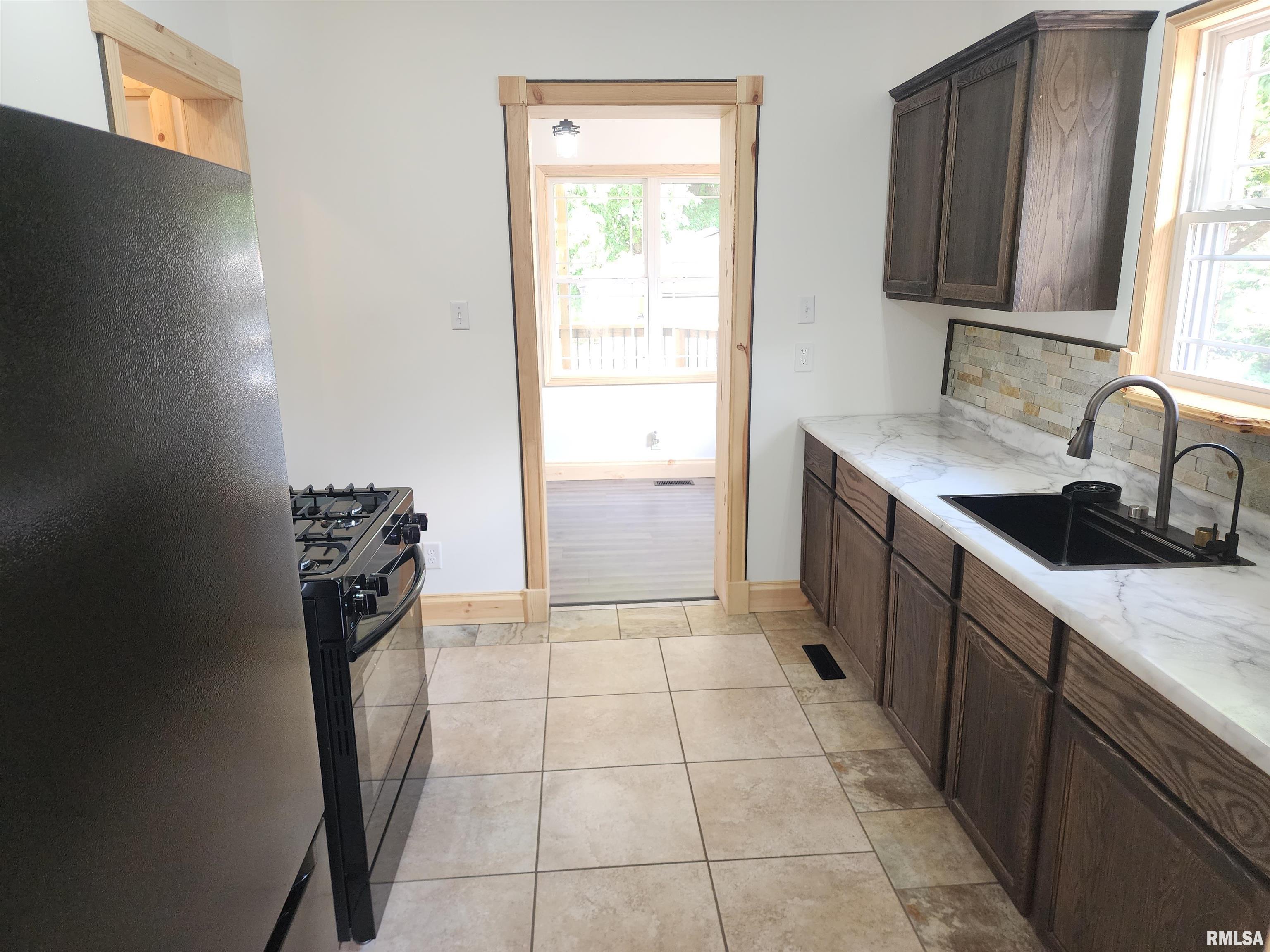 2028 South 4th Street Springfield, IL 62703 - Photo 25 of 63 Gallery Image 25