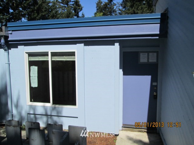 4308 Northeast Sunset Boulevard, Unit D2 Renton, WA 98059 - Photo 4 of 11 Gallery Image 4