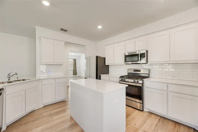 $2,500 | 3305 Appleton Street, Little Elm, TX 75068