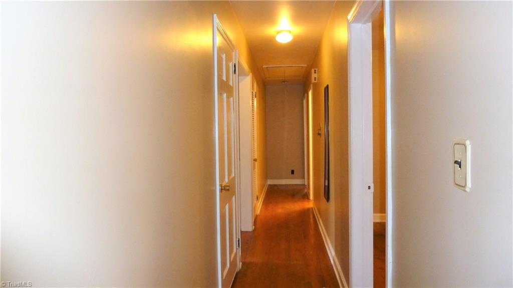 2107 Independence Road Winston-Salem, NC 27106 - Photo 12 of 20 Hallway