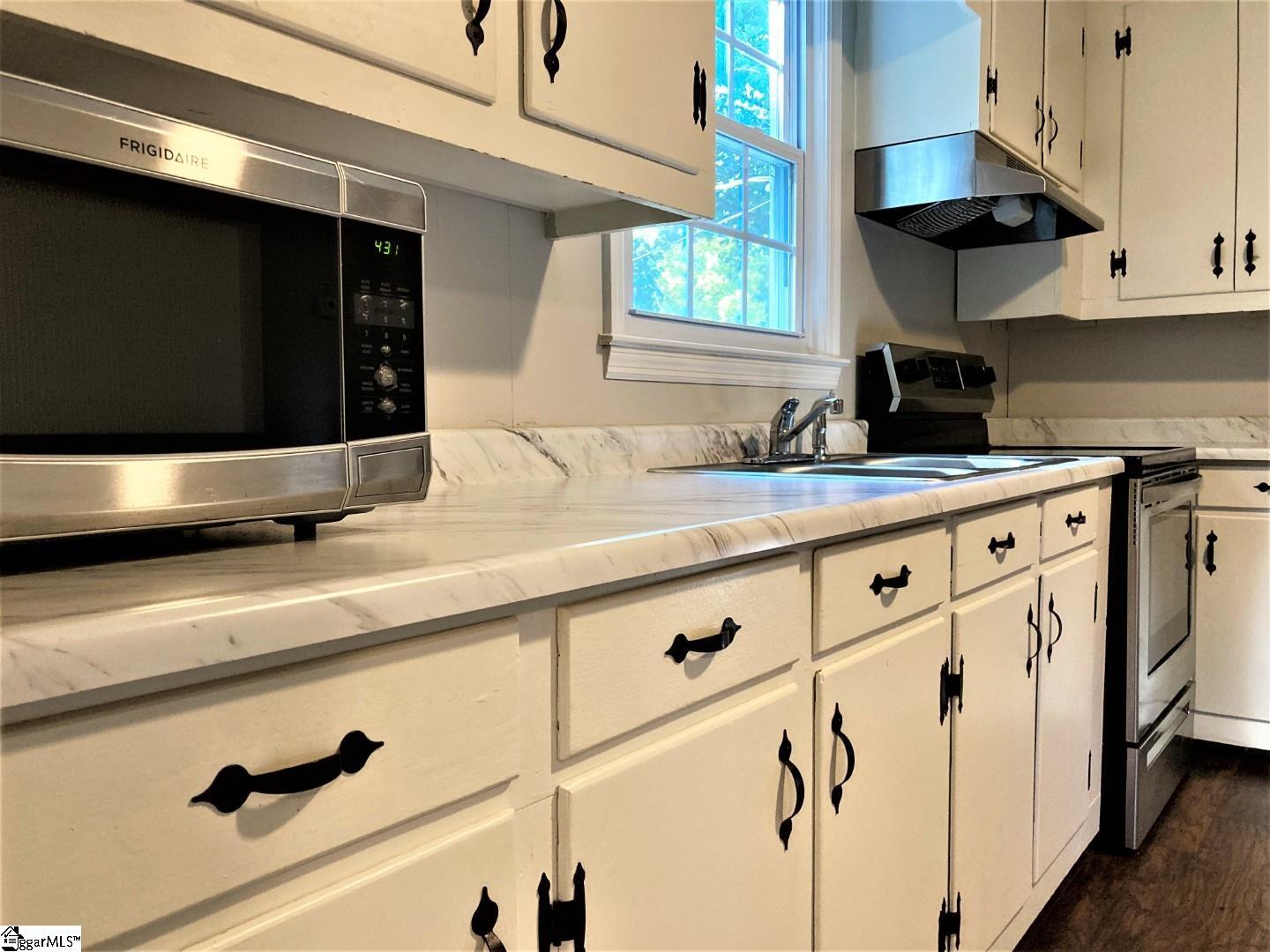 474 Old Hunts Bridge Road Greenville, SC 29617 - Photo 17 of 36 Gallery Image 17
