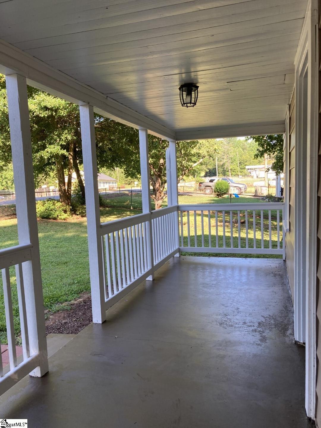 474 Old Hunts Bridge Road Greenville, SC 29617 - Photo 10 of 36 Gallery Image 10