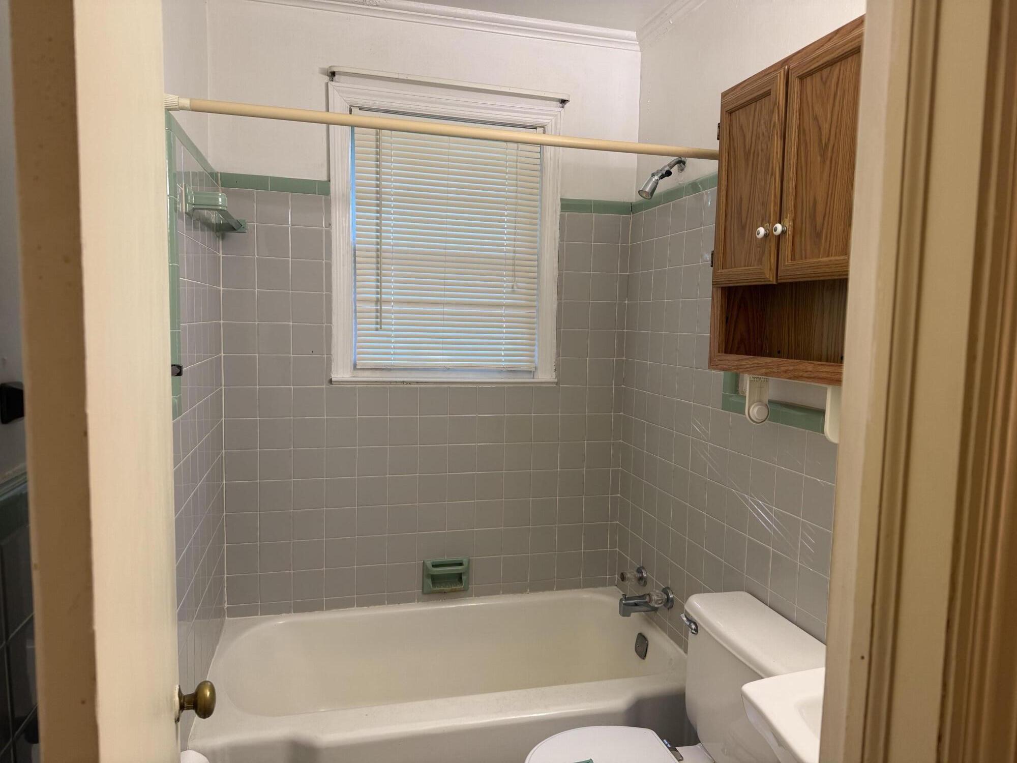 522 Hillcrest Street Millen, GA 30442 - Photo 7 of 11 IMG_7060