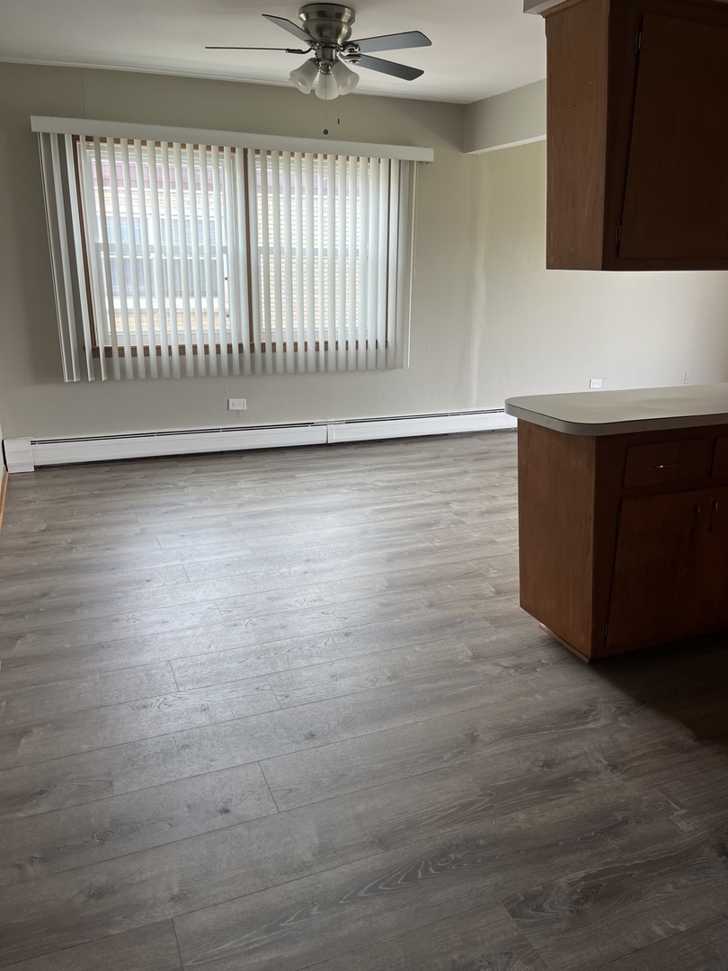 5818 107th Ct Way, Unit 10 Chicago Ridge, IL 60415 - Photo 6 of 9