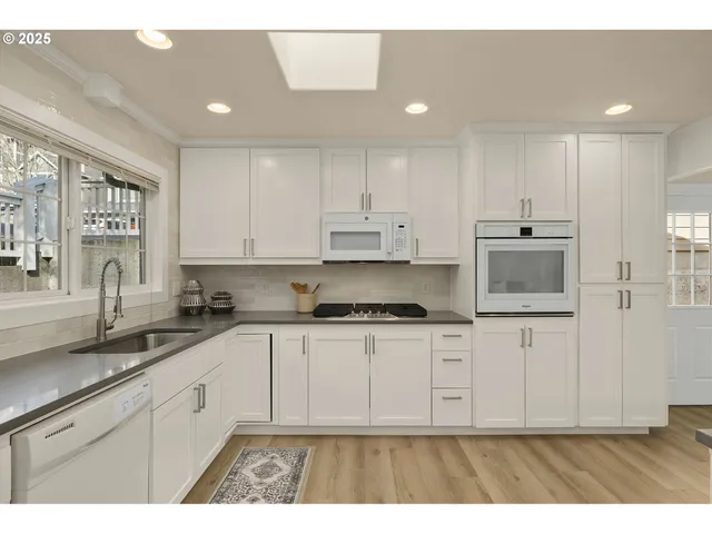 $719,950 | 11340 Northwest Pumpkin Court, Portland, OR 97229