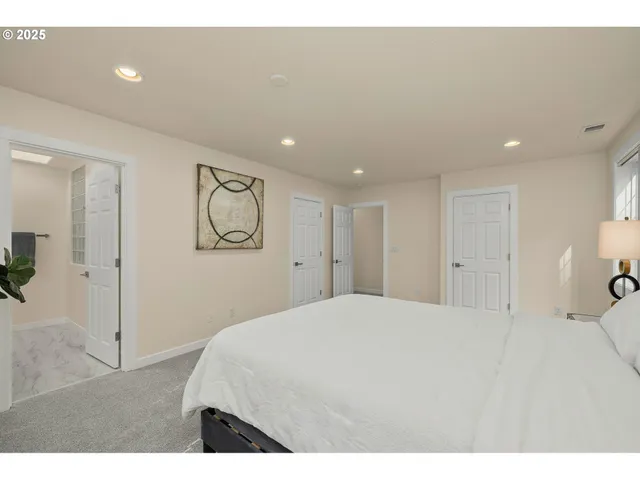 $719,950 | 11340 Northwest Pumpkin Court, Portland, OR 97229