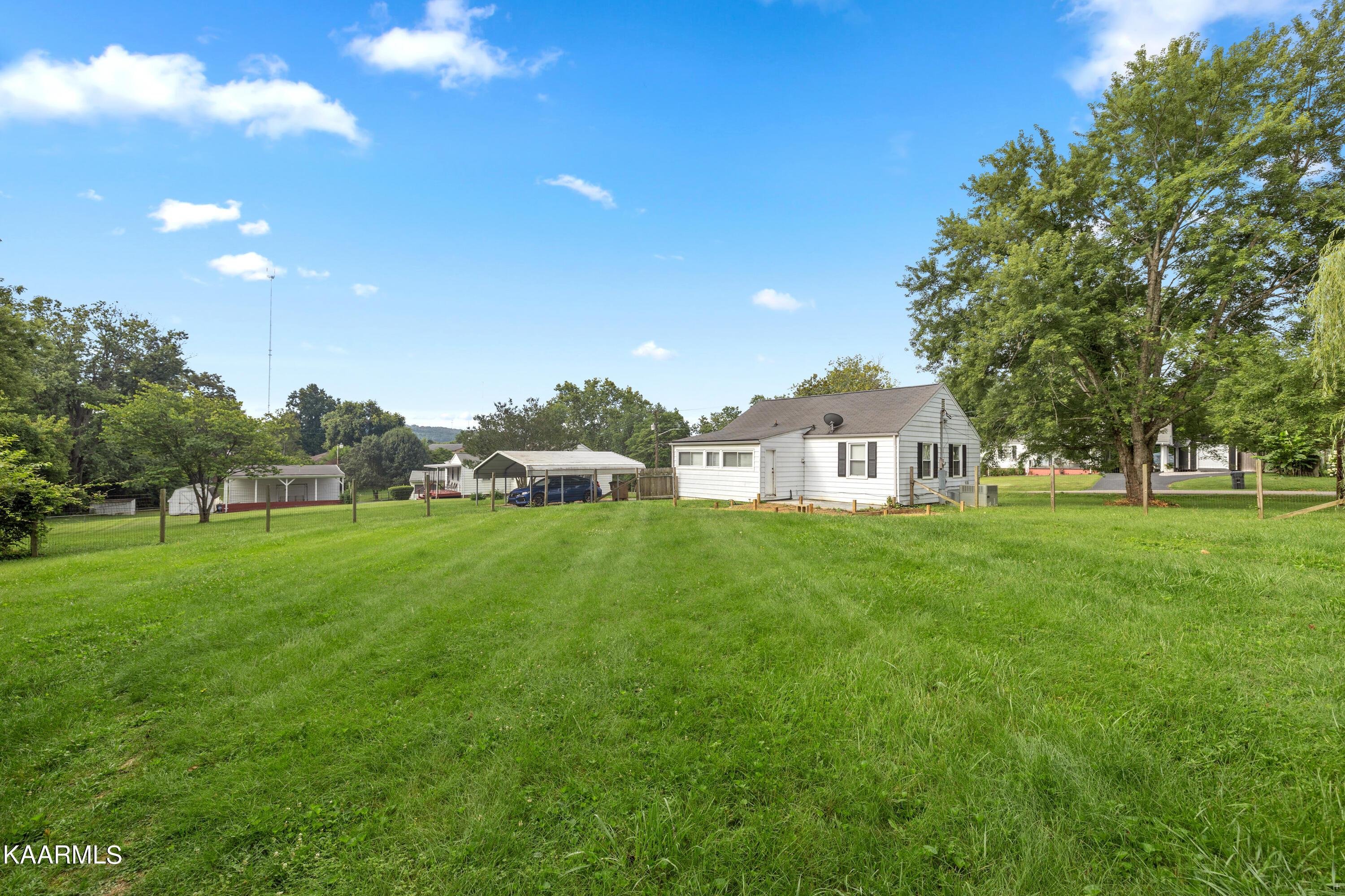 4904 Fennel Road Knoxville, TN 37912 - Photo 13 of 14 Positive Perceptions-13
