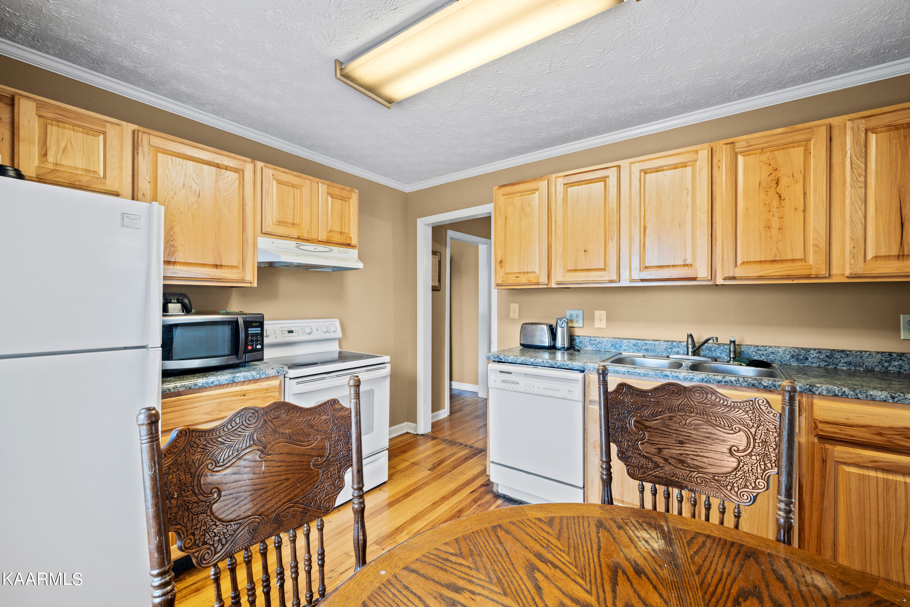 4904 Fennel Road Knoxville, TN 37912 - Photo 6 of 14 Positive Perceptions-6