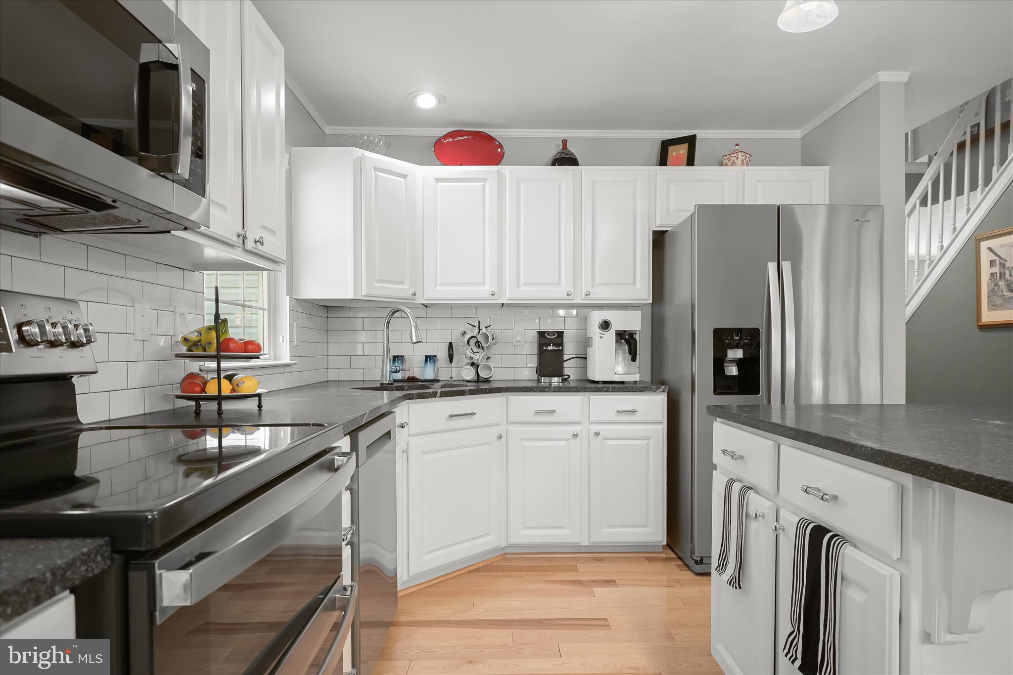 7036 Garden Walk Columbia, MD 21044 - Photo 16 of 62 Newer stainless steel appliances
