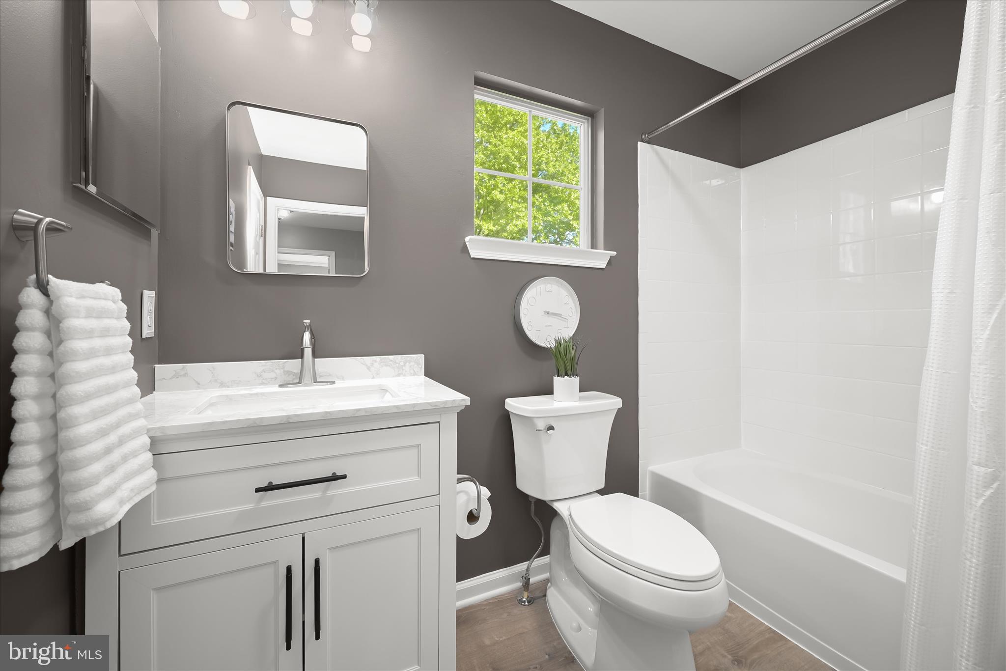7036 Garden Walk Columbia, MD 21044 - Photo 42 of 62 Hall bathroom