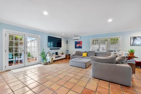 $1,299,900 | 2501 Northeast 26th Terrace, Fort Lauderdale, FL 33305