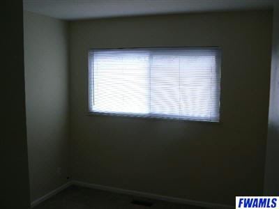 1733 Cinnamon Road Fort Wayne, IN 46825 - Photo 9 of 12 Gallery Image 9