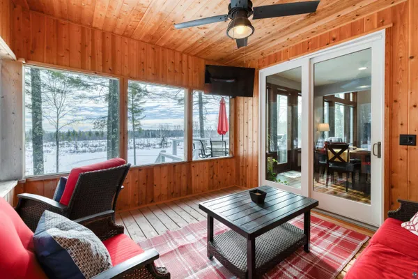 $1,150,000 | 1774 Highway 2 Two Harbors, Two Harbors, MN 55616