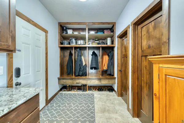 $1,150,000 | 1774 Highway 2 Two Harbors, Two Harbors, MN 55616