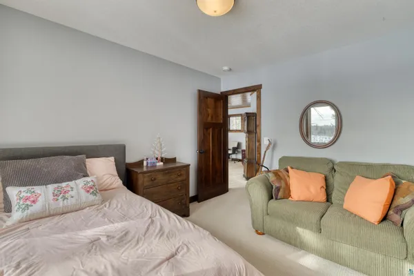 $1,150,000 | 1774 Highway 2 Two Harbors, Two Harbors, MN 55616