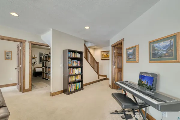 $1,150,000 | 1774 Highway 2 Two Harbors, Two Harbors, MN 55616