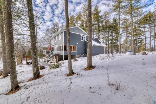 $1,150,000 | 1774 Highway 2 Two Harbors, Two Harbors, MN 55616