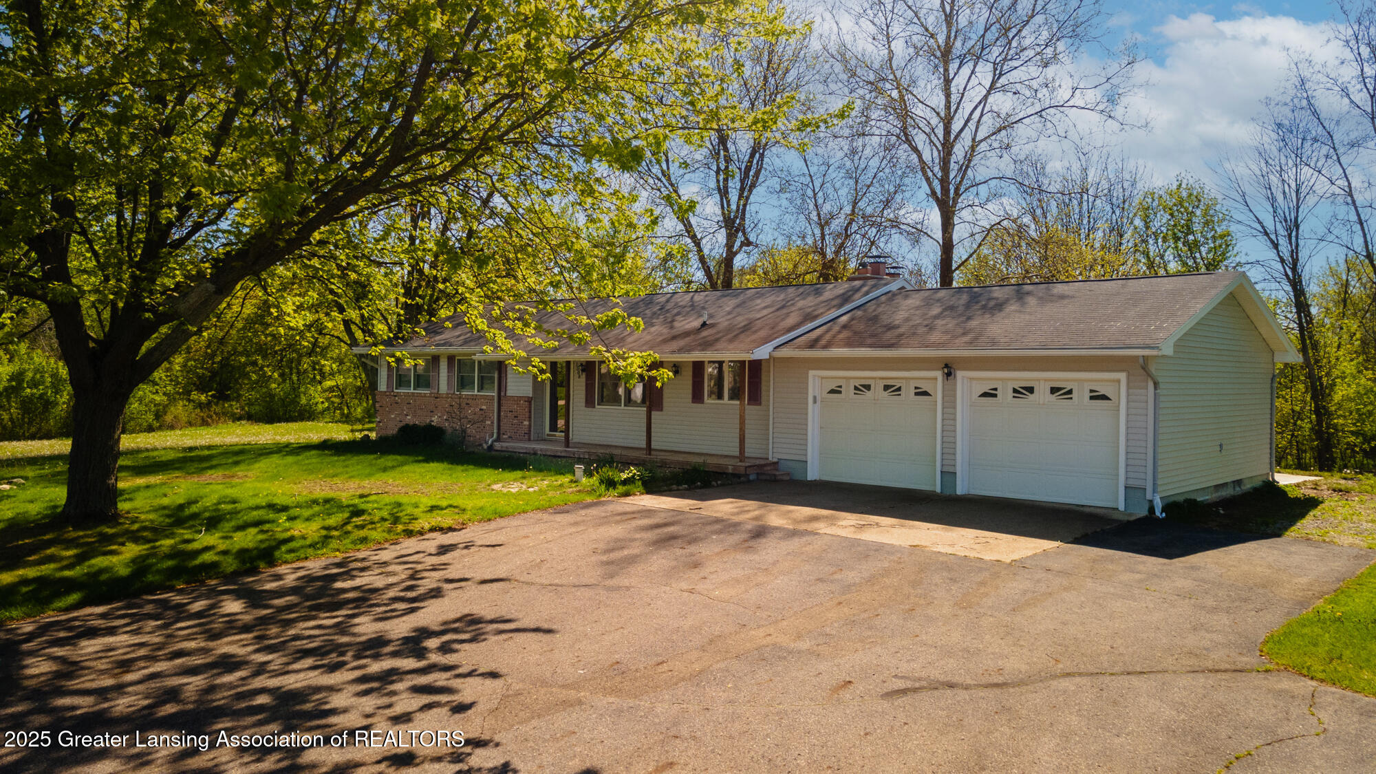 1508 South Canal Road Lansing, MI 48917 - Photo 9 of 55 1508_S_Canal_PAUL-22