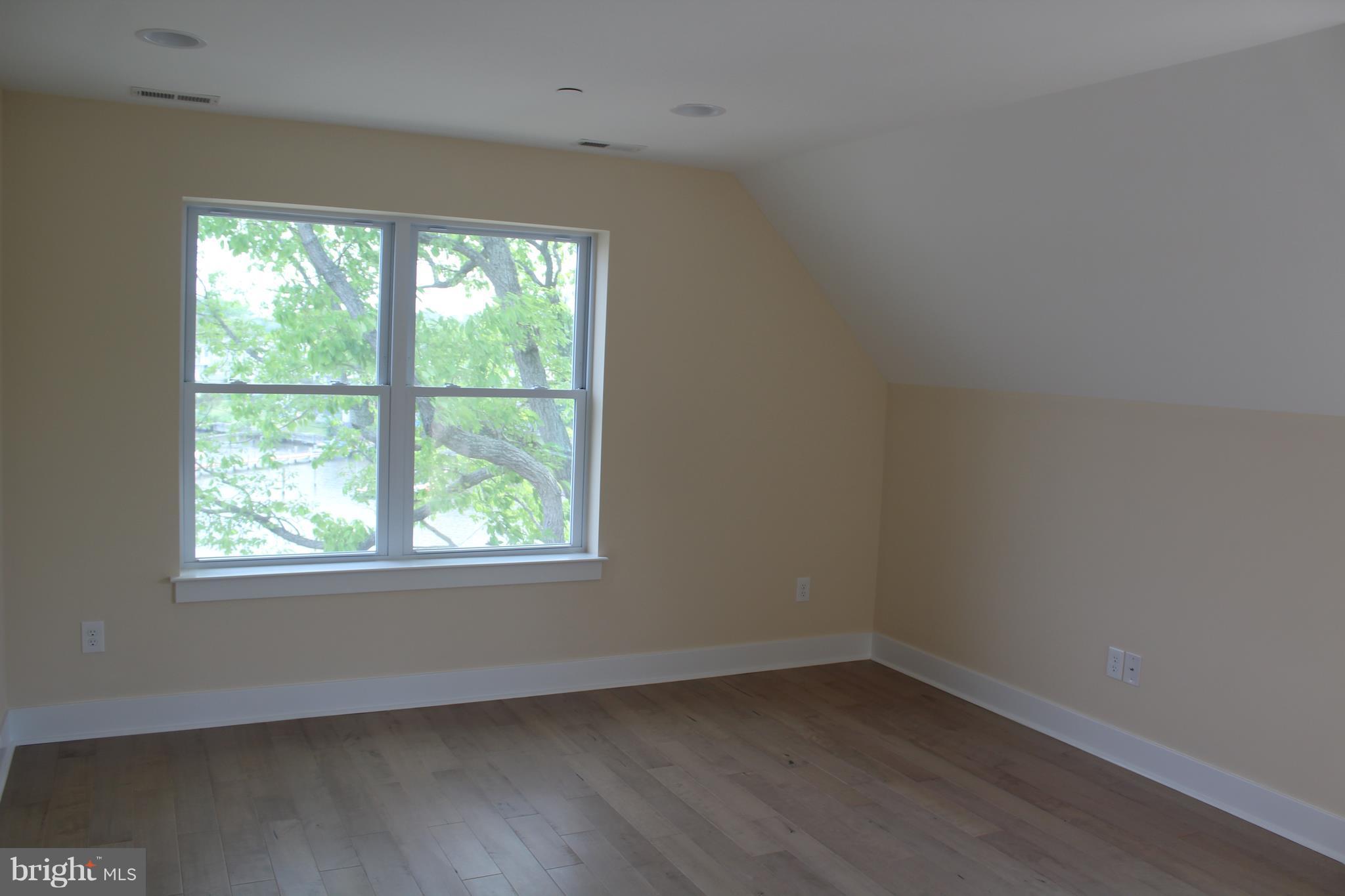 52 Johnson Road Pasadena, MD 21122 - Photo 23 of 30 Bedroom # 3