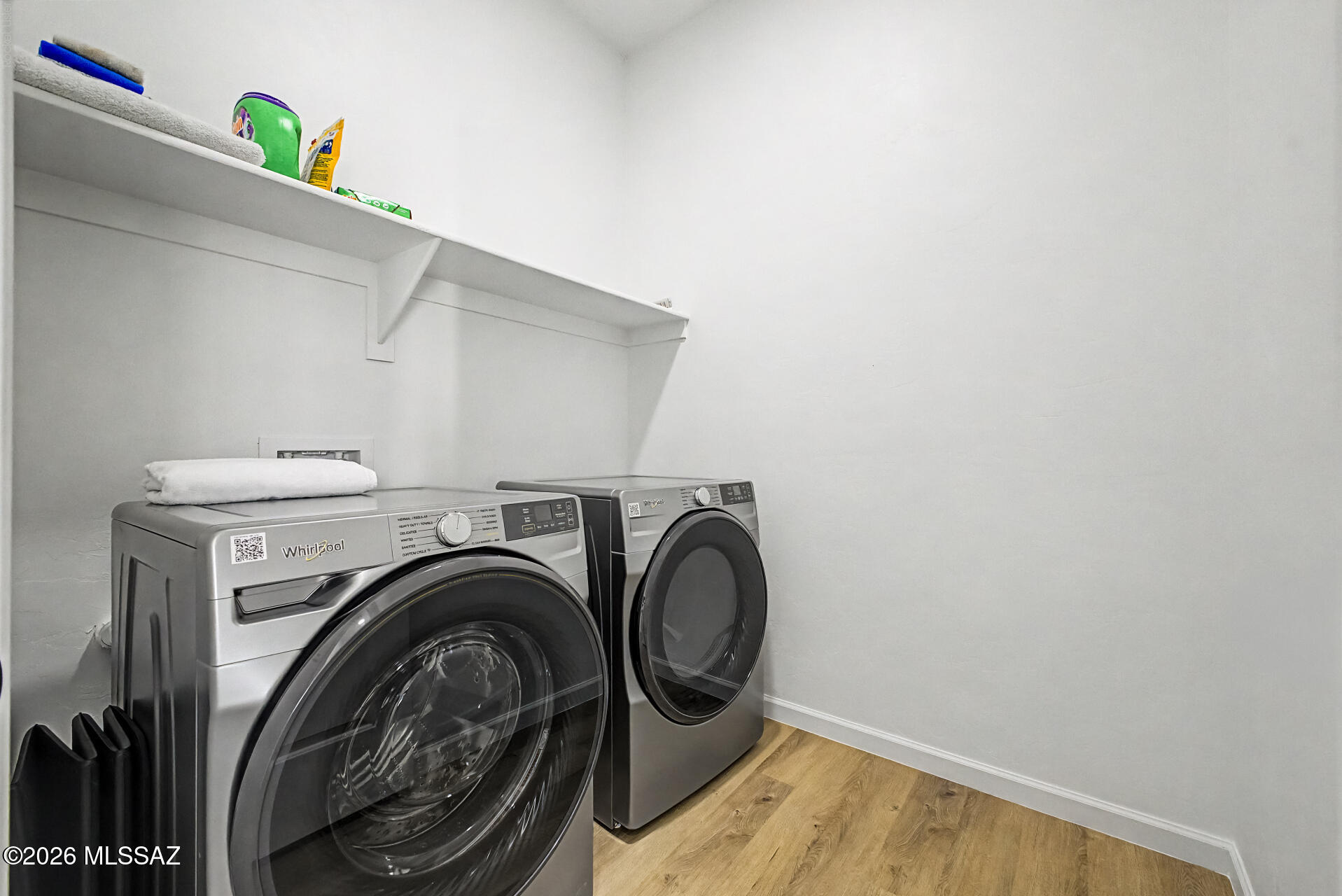 4601 East Magoo Road Tucson, AZ 85739 - Photo 19 of 38 a utility room with dryer and washer