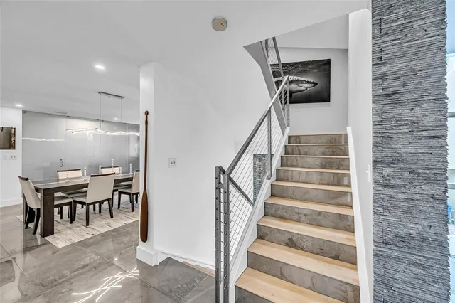 a view of entryway and hall